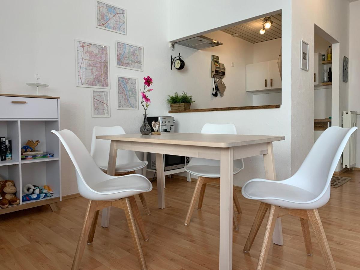 Helle Wohnung In Top-Lage, Hasselbachplatz - Altstadt, W-Lan, 4 Schlafplaetze Magdeburg Eksteriør bilde