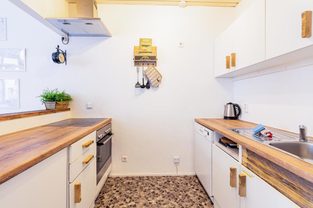 Helle Wohnung In Top-Lage, Hasselbachplatz - Altstadt, W-Lan, 4 Schlafplaetze Magdeburg Eksteriør bilde